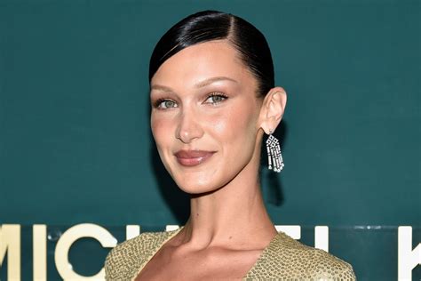 No, Dior didn’t replace Bella Hadid with 